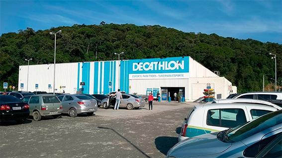 Super liquidação Decathlon surpreende clientes e atrai consumidores