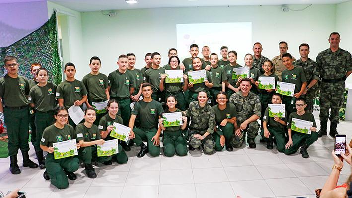 Polícia Ambiental forma alunos do programa Protetor Ambiental