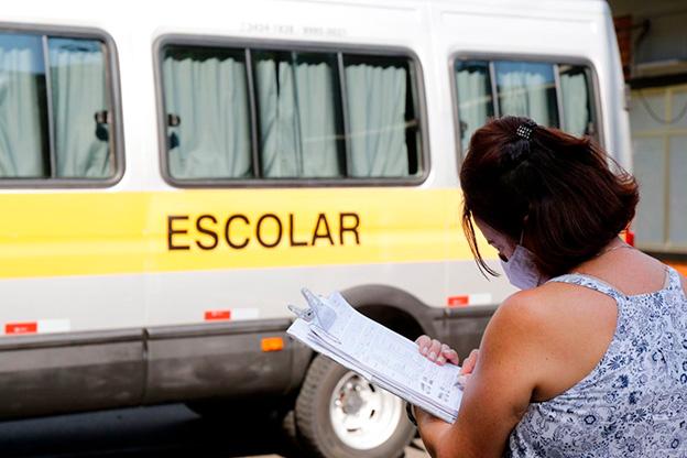 Vistoria em vans de transporte escolar devem ser feitas até o fim do mês